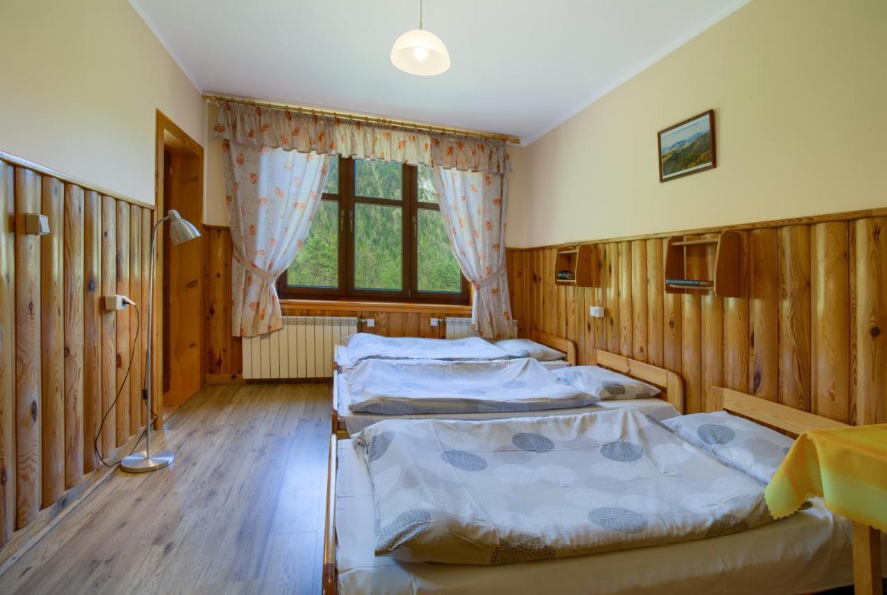 Bed and Breakfast Schronisko Pttk Trzy Korony Сромовце-Ніжне Екстер'єр фото