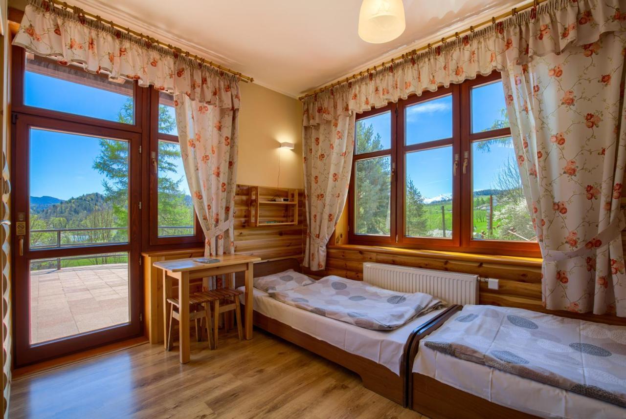 Bed and Breakfast Schronisko Pttk Trzy Korony Сромовце-Ніжне Екстер'єр фото
