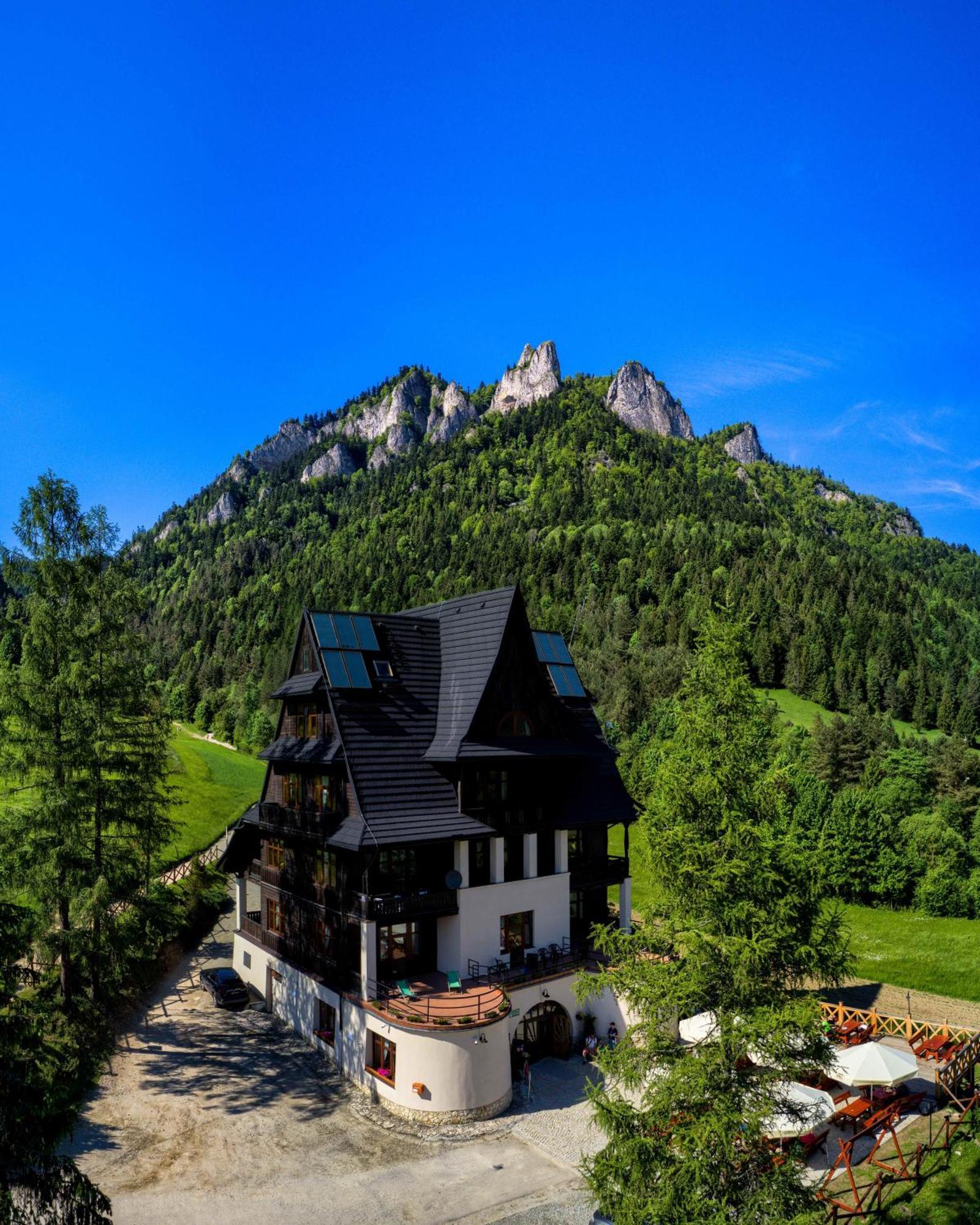 Bed and Breakfast Schronisko Pttk Trzy Korony Сромовце-Ніжне Екстер'єр фото